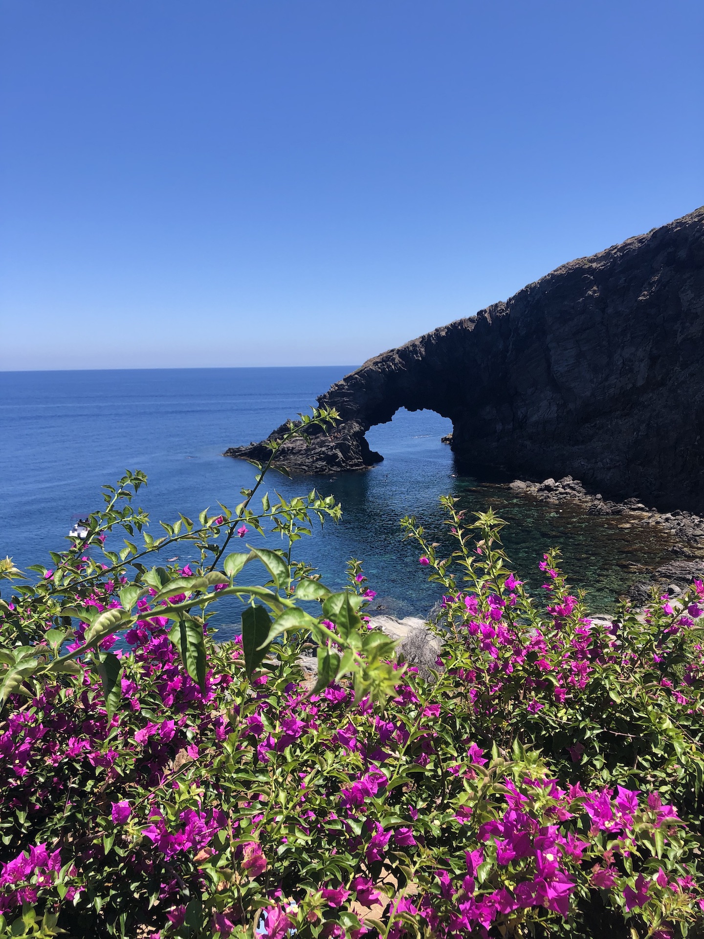 isole eolie a vela