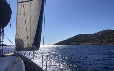 Grecia in barca a veladal Dodecaneso alle Cicladi