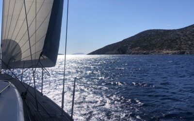 Grecia in barca a veladal Dodecaneso alle Cicladi