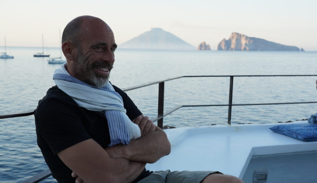 Charter in barca a vela alle Eolie con skipper