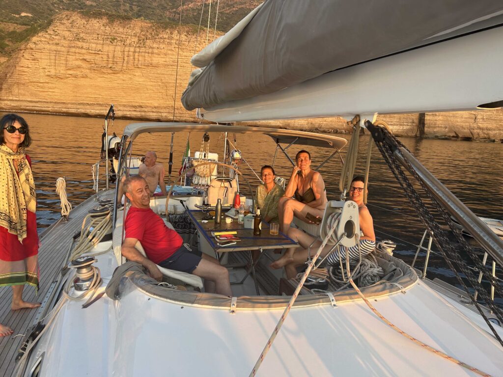 Noleggio barca a vela con skipper isole Eolie